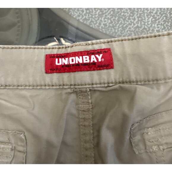 Unionbay Mens Cargo Shorts Size 42 Beige Cotton Blend Relaxed Fit With Pockets - Picture 4 of 7